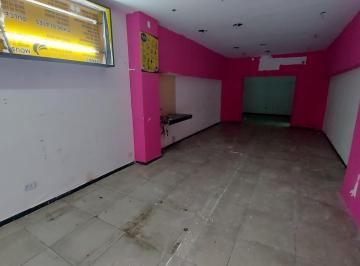 Local comercial · 180m² · 6 Ambientes · Local en Alquiler - 3 Baños - 180 m - Retiro