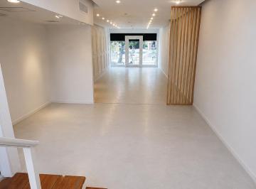 Local comercial de 2 ambientes, San Isidro · Excelente Local Sobre Avda Libertador en Acassuso