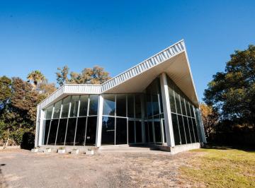 Depósito · 1284m² · Galpón + Oficina. Importante Predio Comercial E Industrial.