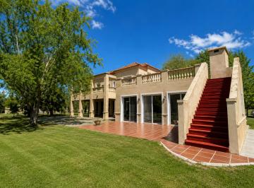 Casa de 6 ambientes, Chascomús · Alquiler Casa 6 Ambientes en Barrio Privado | Chascomus