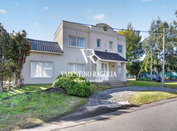 Casa · 280m² · 5 Ambientes · 2 Cocheras · Venta Casa 5 Ambientes con Piscina en Altos del Sol – Parque Leloir