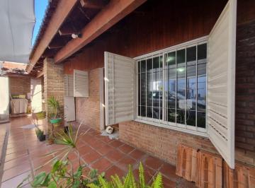 Casa de 6 ambientes, Córdoba · Oportunidad Inversor! Venta 2 Casas + Duplex - 276 m² Terreno / 200 m² Cubiertos