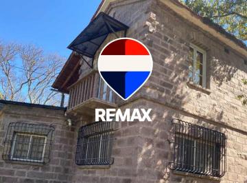 Casa · 500m² · 10 Ambientes · Casa Venta con Cabaña en San Lorenzo