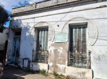 Casa · 155m² · 3 Ambientes · Venta Lote - Casa a Demoler o Recicla - Avellaneda