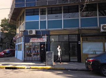 Local comercial · 36m² · Local a La Calle en Alquiler en Zona Facultades, Caba