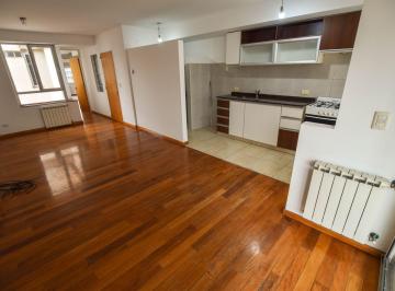 Departamento · 80m² · 3 Ambientes · Venta Departamento 2 Dorm. Amenities Centro