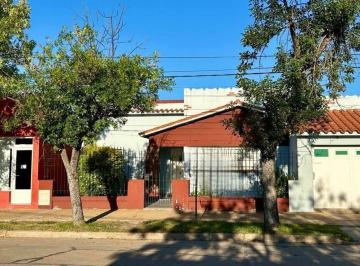 Casa · 166m² · 6 Ambientes · 2 Cocheras · Venta Casa, San Carlos Centro, Santa Fe