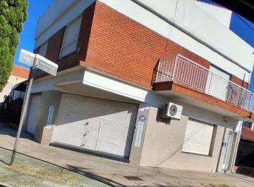 Departamento · 182m² · 3 Ambientes · 1 Cochera · Venta Dept 4 Amb + Local