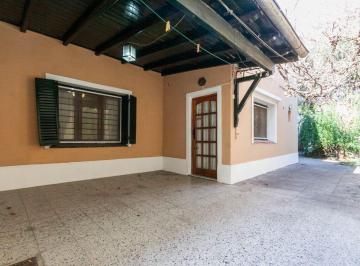 PH · 110m² · 3 Ambientes · Venta PH 3 Ambs. Fdo. Libre. Lanus. Apto Credito.