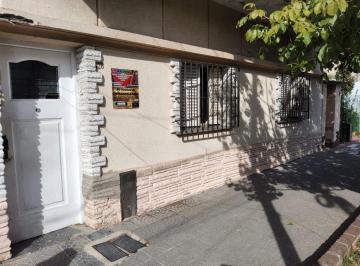 PH de 3 ambientes, Avellaneda · Tipo Casa con Patio Apto Mascotas