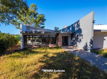 Local comercial · 800m² · Oportunidad de Inversión en Pehuenco