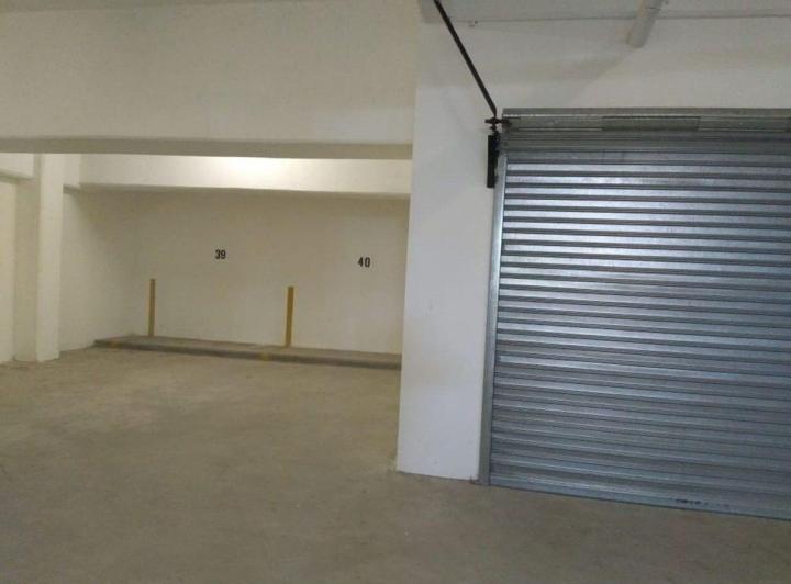 Garage · 25m²