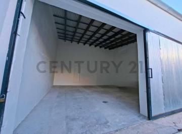 Bodega-Galpón · 128m² · 3 Ambientes · 5 Cocheras · Venta Galpon con Oficina en El Centro