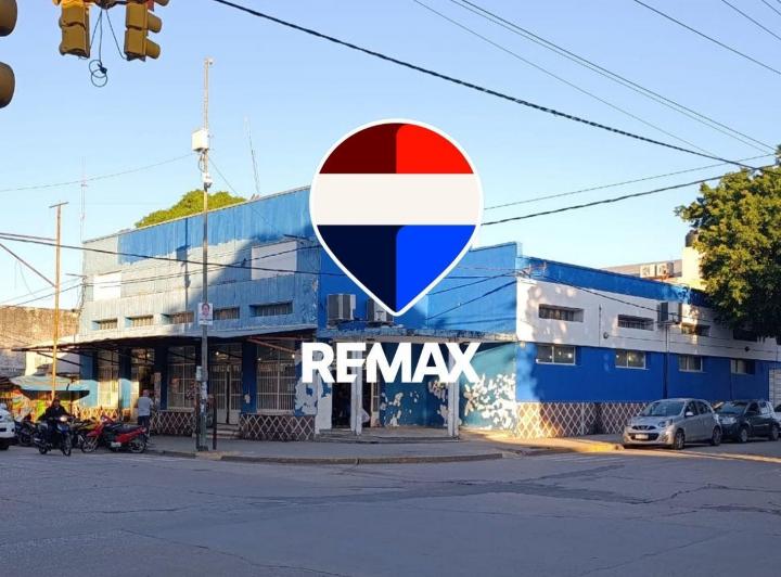 Local comercial · 813m²