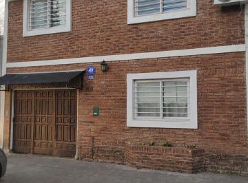 Casa de 4 ambientes, La Plata · Casa de 3 Dorm. en Venta
