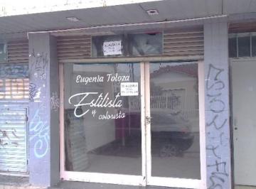 Local comercial de 1 ambiente, Moreno · Alquiler – Local Comercial en Paso del Rey (Lado Norte) Salvador m. del Carril E Independencia.