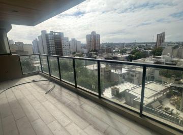 Departamento de 7 ambientes, Bahía Blanca · Departamento de 150 m² con 3 Dorm. en Venta en Centro