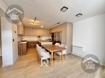 Casa · 125m² · 4 Ambientes · Casa en Venta de 3 Plantas Refaccionada en Béccar San Isidro