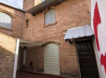 Departamento de 7 ambientes, Córdoba · Alquiler Duplex 2 Dorm y Cochera Bº Ayacucho.