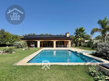 Casa · 4700m² · 5 Ambientes · Casa Quinta en Venta con Gran Parque Pileta Quincho Villars Marcos Paz