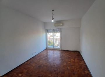 Departamento · 40m² · 2 Ambientes · Alquiler Departamento 2 Ambientes con Balcon en Floresta