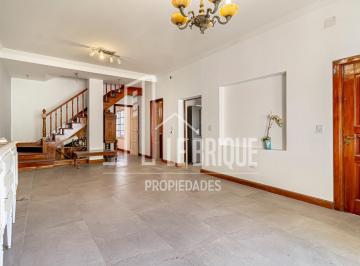 Casa · 188m² · 5 Ambientes · 1 Cochera · Casa en Lote Propio 5 Ambientes - Le Brique Propiedades