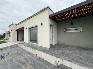 Casa · 200m² · 7 Ambientes · 2 Cocheras · Casa a La Venta 3 Dorm. con Pileta en Tierra de Sueños 3
