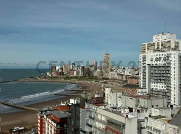 Departamento · 68m² · 3 Ambientes · 1 Cochera · Departamento 3 Ambientes C/ Balcón y Cochera Vista Al Mar