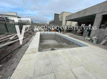 Casa · 133m² · 4 Ambientes · 2 Cocheras · Venta - Casa - Cuatro Ambientes - a Estrenar - Permuta - Financiacion - Piscina - Canning Chico
