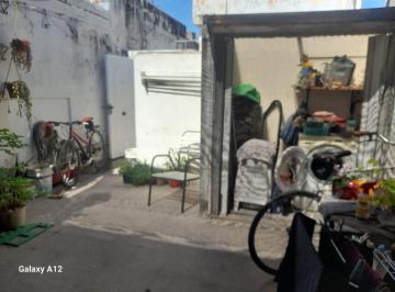 PH de 3 ambientes, Almirante Brown · Impecable PH Al Fondo
