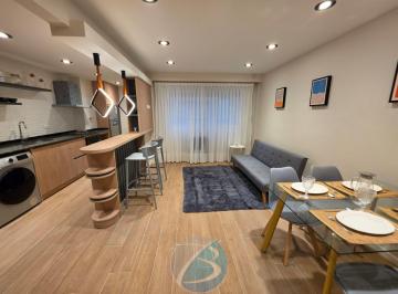Departamento · 40m² · 2 Ambientes · 2 Ambientes Al Contrafrente con Balcón Saliente