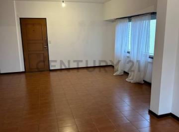 Departamento · 120m² · 5 Ambientes · 1 Cochera · Departamento en Alquiler en La Plata