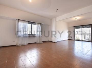 Departamento · 120m² · 5 Ambientes · 1 Cochera · Departamento en Alquiler en La Plata