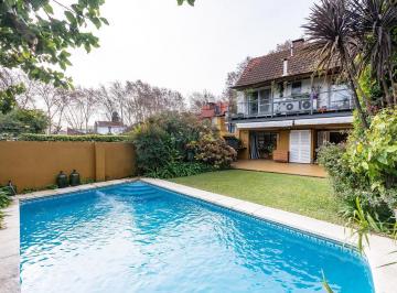 Casa · 450m² · 5 Ambientes · 2 Cocheras · Casa en Venta en San Isidro 4 Dorm. + Departamento Independiente | Jardín, Pileta y Garage