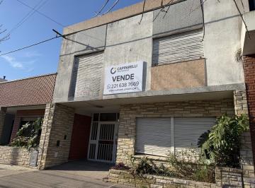 Casa · 199m² · 3 Ambientes · 2 Cocheras · Casa en Venta en 7 Entre 523 y 524 – Tolosa