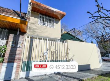 Casa · 36m² · 2 Ambientes · 1 Cochera · Duplex 1 Dormitorio Venta - Carapachay