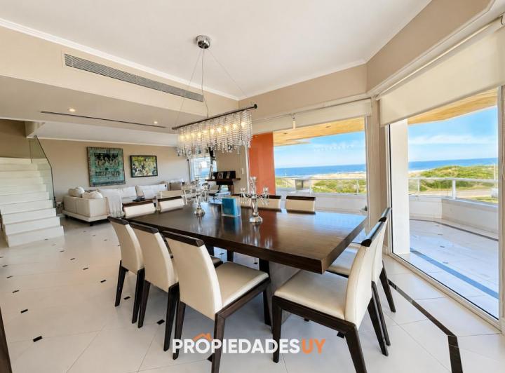 Departamento · 360m² · 6 Ambientes · 1 Cochera