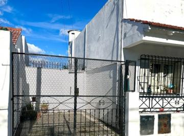 Departamento · 45m² · 2 Ambientes · 1 Cochera · Dpto Tipo PH en Temperley - 2 Amb con Patio
