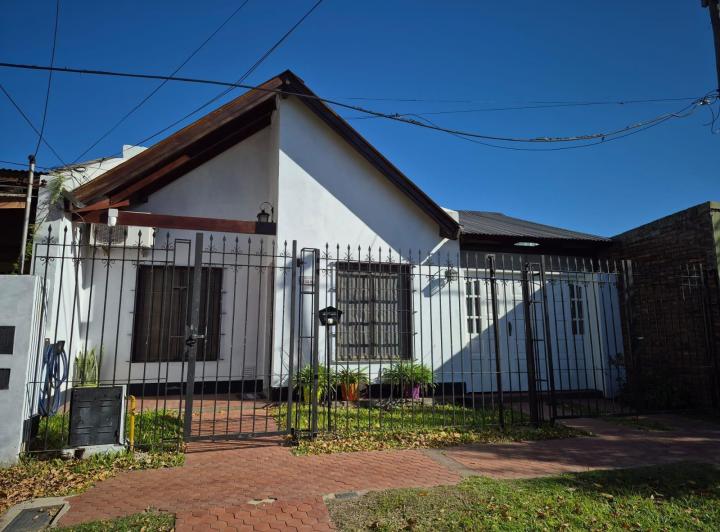 Casa · 152m² · 4 Ambientes · 1 Cochera