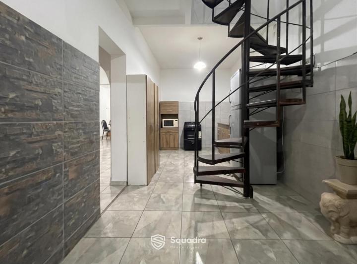 Casa · 121m² · 4 Ambientes · 1 Cochera