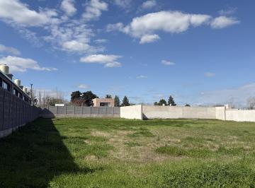 Terreno · 570m² · Lote en Venta Barrio Don Alberto - Escritura Inmediata - 505 Entre 31 y 132 - Hernandez - La Plata
