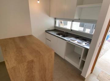 Casa · 135m² · 3 Ambientes · 1 Cochera · Casa en Alquiler de 3 Ambientes en Pilar