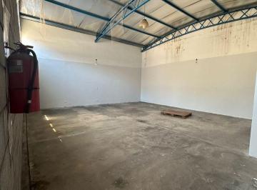 Bodega-Galpón , La Matanza · Galpón Deposito en Alquiler de 90 m² Ubicado en Ciudad Madero