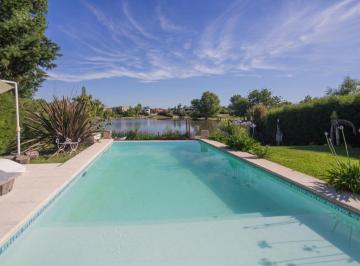 Casa · 240m² · 5 Ambientes · 2 Cocheras · Venta Casa 5 Amb a La Laguna C/financiacion Barrio San Marco Villanueva Tigre