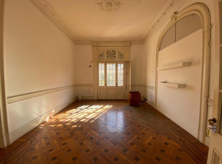Consultorio · 1m² · 6 Ambientes