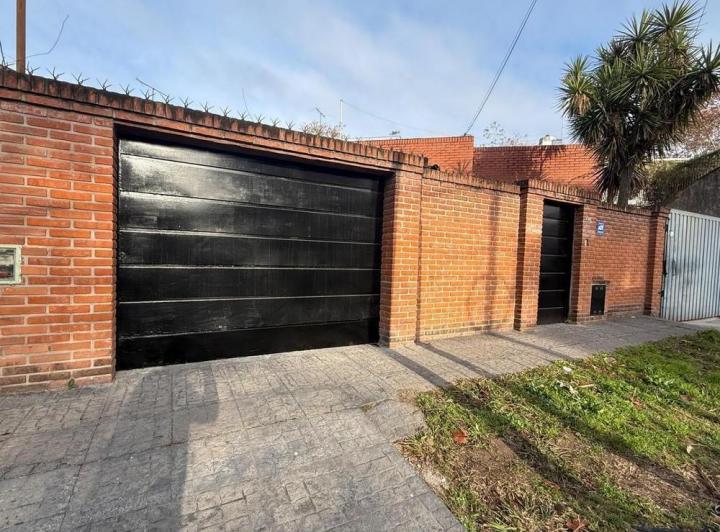 Casa · 80m² · 3 Ambientes · 1 Cochera