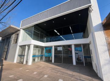 Local comercial · 475m² · Local en Castelar Norte