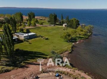 Casa · 160m² · 4 Ambientes · Casa en Barrio La Peninsula - Neuquen