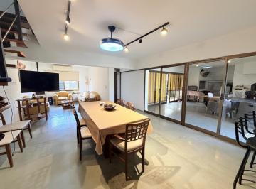 Casa · 125m² · 2 Dormitorios · 2 Cocheras · Casa 2 Dorm. con Quincho y Pileta