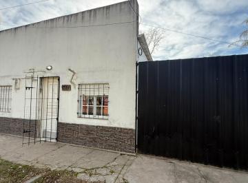 Casa · 60m² · 4 Ambientes · 1 Cochera · Casa en Venta
